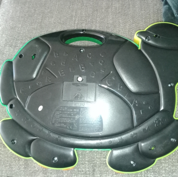 VTech Touch and Teach Turtle - Picture 2 of 10